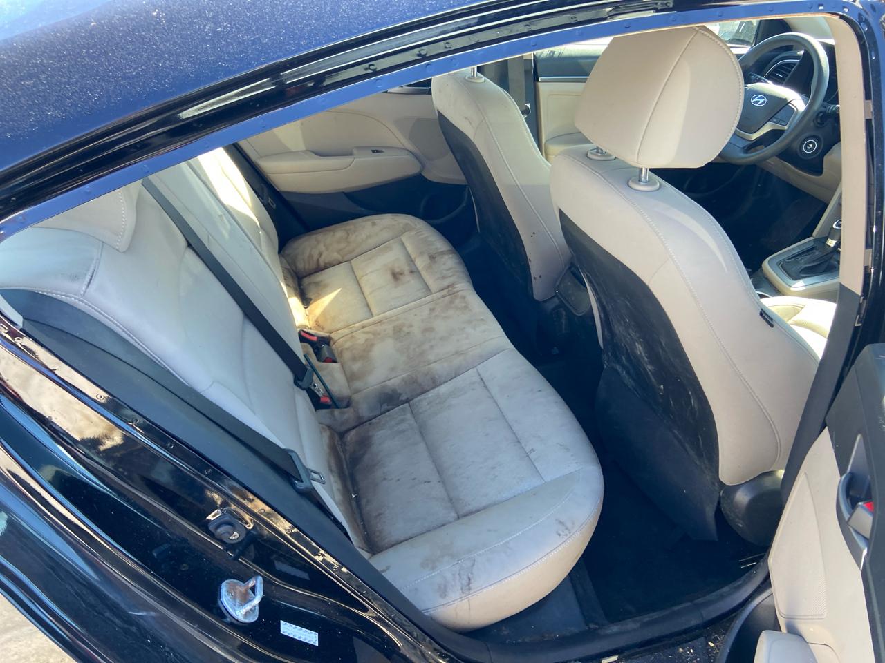 Hyundai Elantra SE 6AT 2017