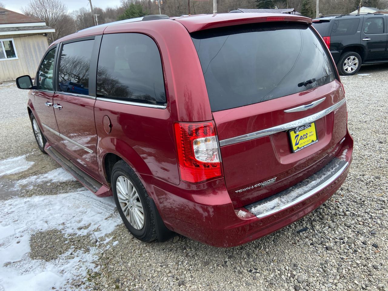 Chrysler Town & Country Limited 2014