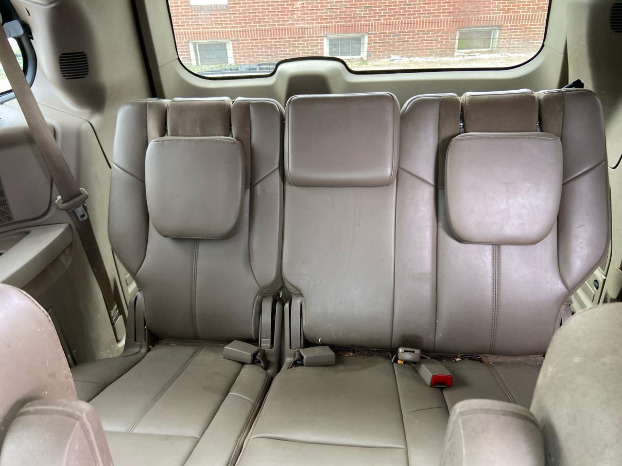 Chrysler Town & Country Limited 2014