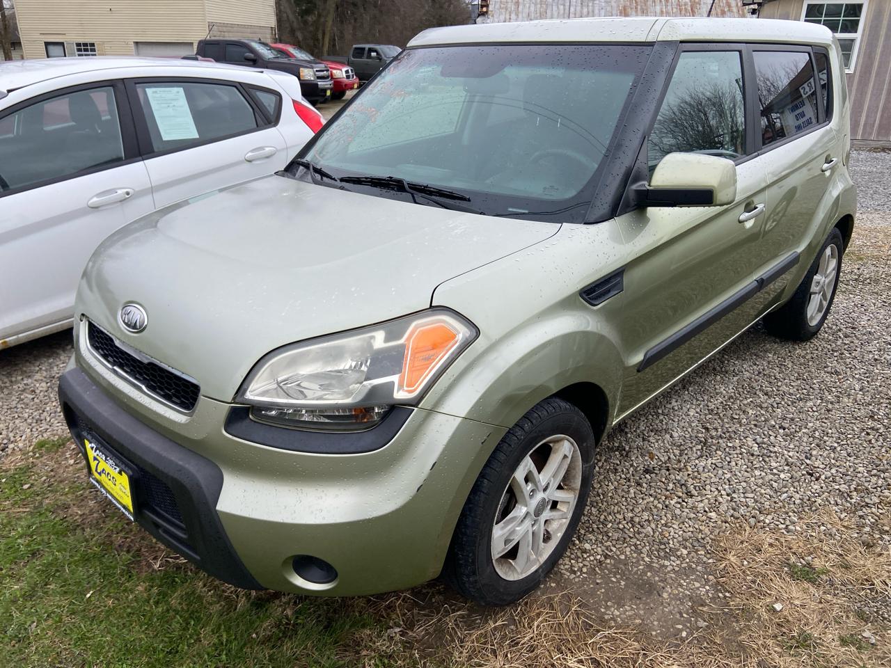 Kia Soul + 2011