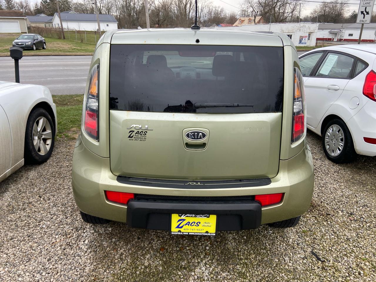 Kia Soul + 2011