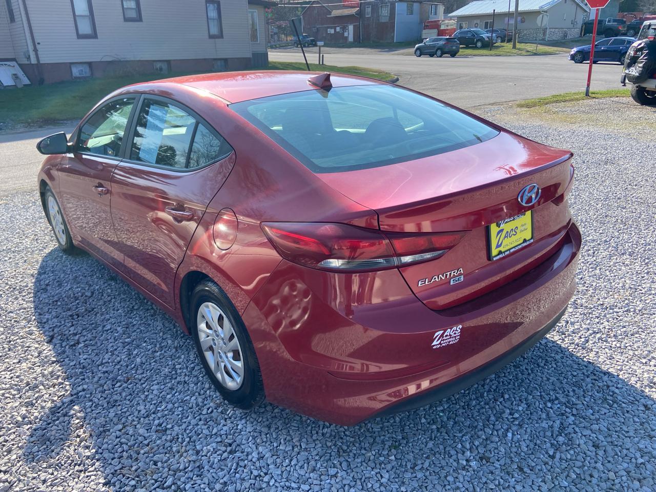 Hyundai Elantra SE 6AT 2017