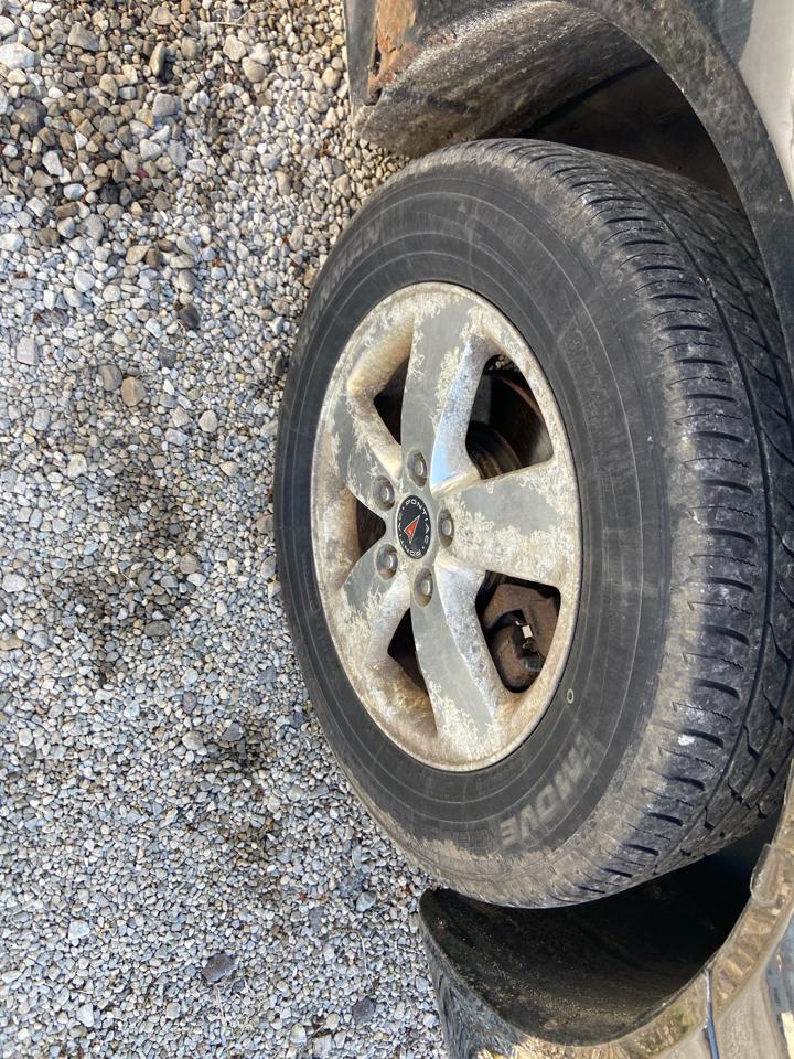 Pontiac Grand Prix Base 2005