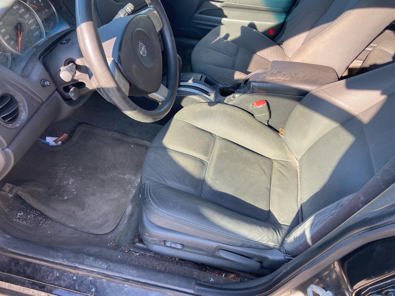 Pontiac Grand Prix Base 2005