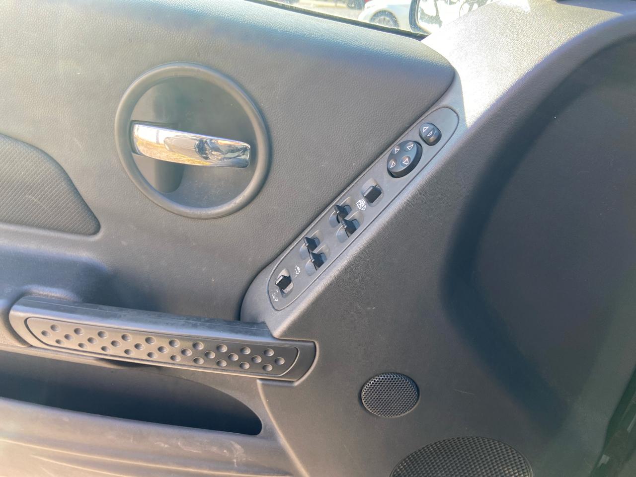 Pontiac Grand Prix Base 2005