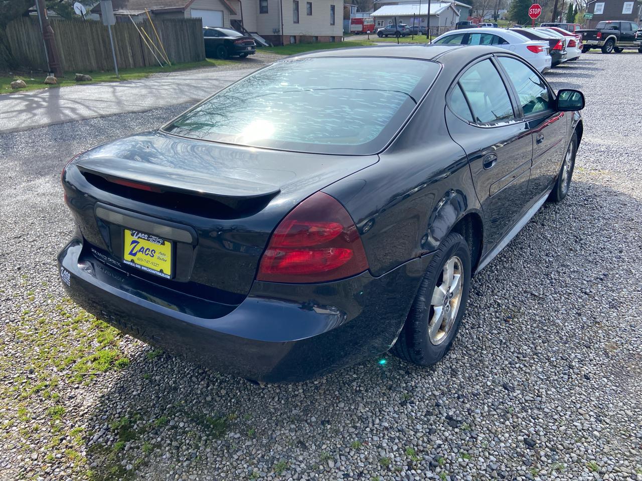 Pontiac Grand Prix Base 2005
