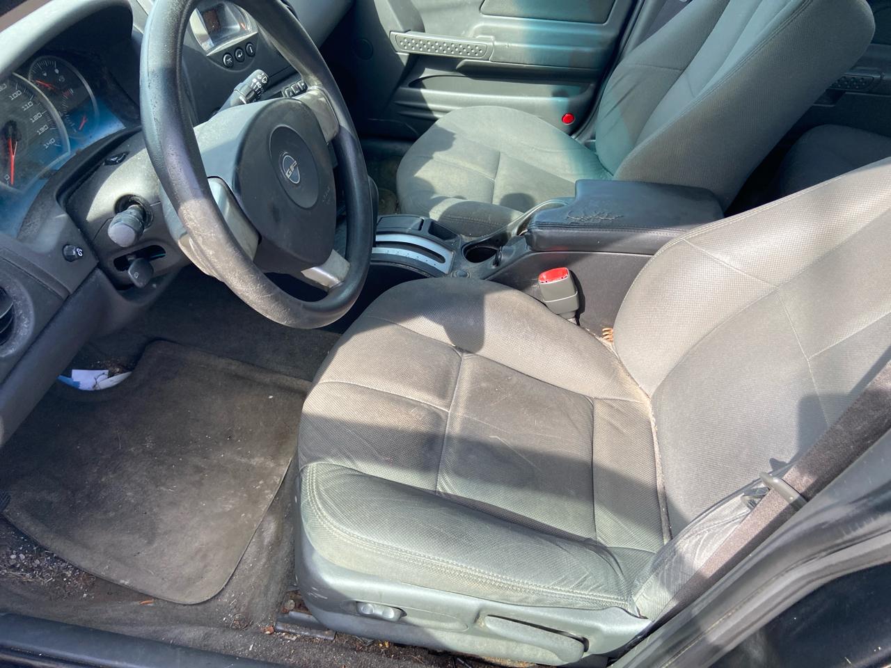 Pontiac Grand Prix Base 2005