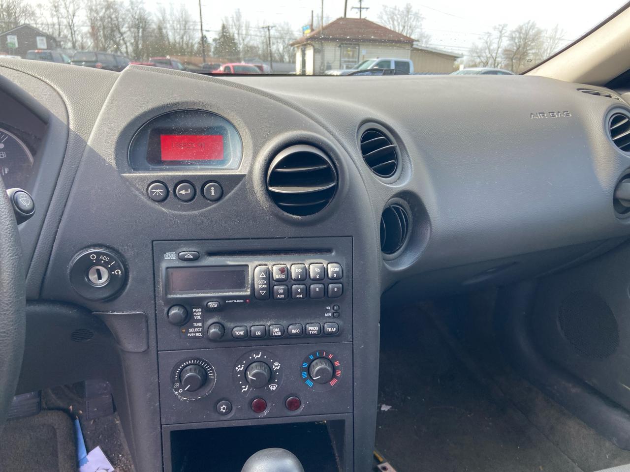 Pontiac Grand Prix Base 2005