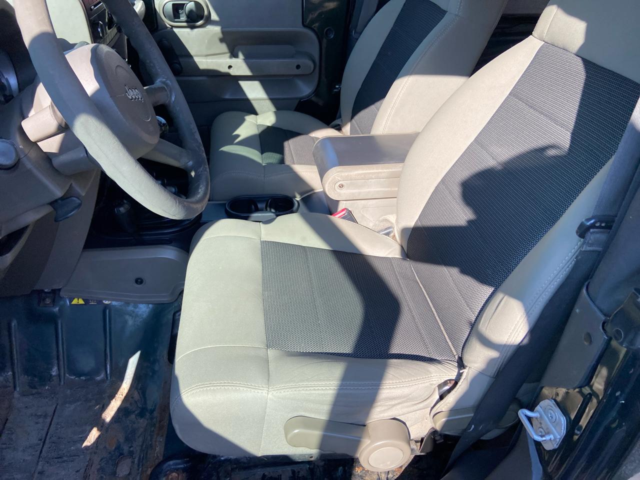 Jeep Wrangler Sport 4WD 2010