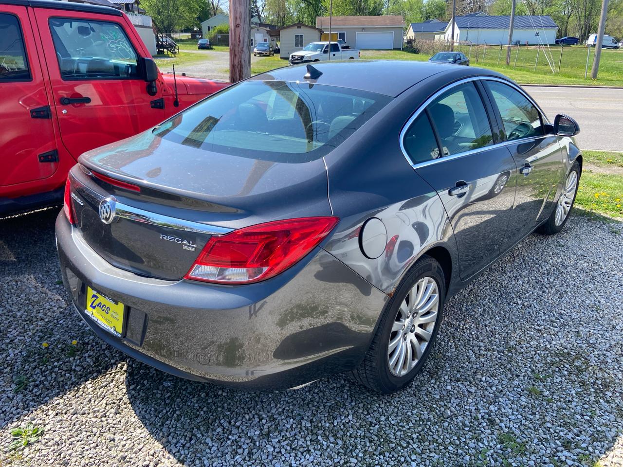 Buick Regal CXL - 2XL 2011