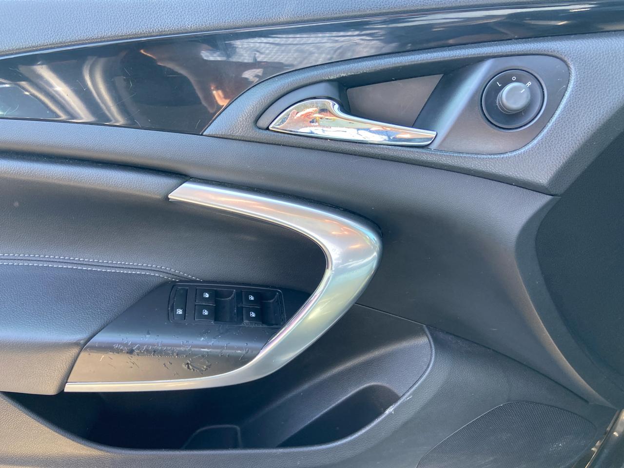 Buick Regal CXL - 2XL 2011