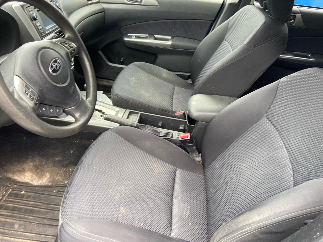 Subaru Forester 2.5X Premium 2013