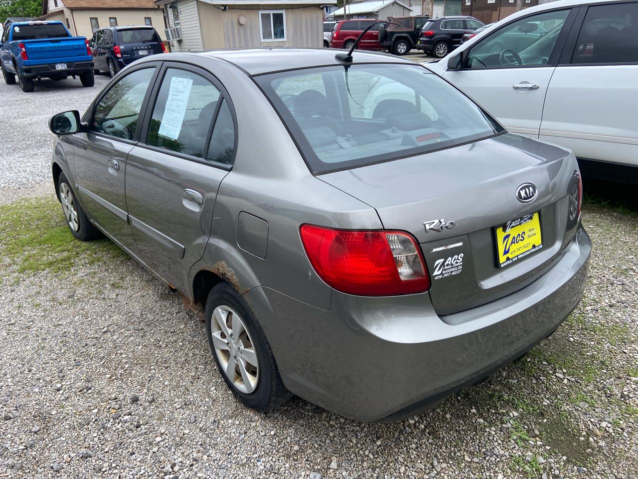 Kia Rio Base 2011