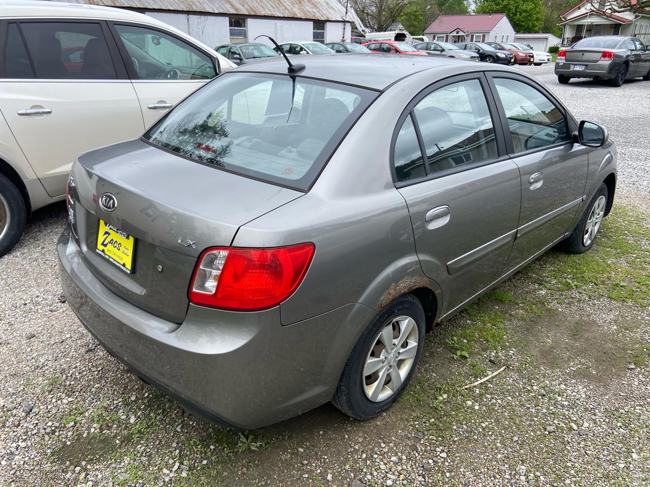 Kia Rio Base 2011
