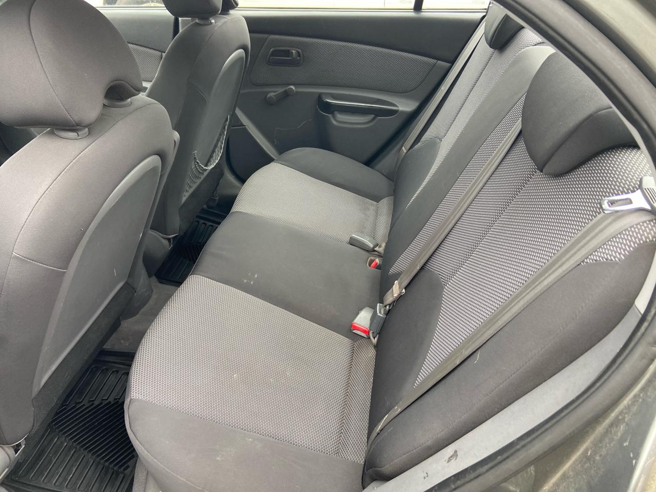 Kia Rio Base 2011
