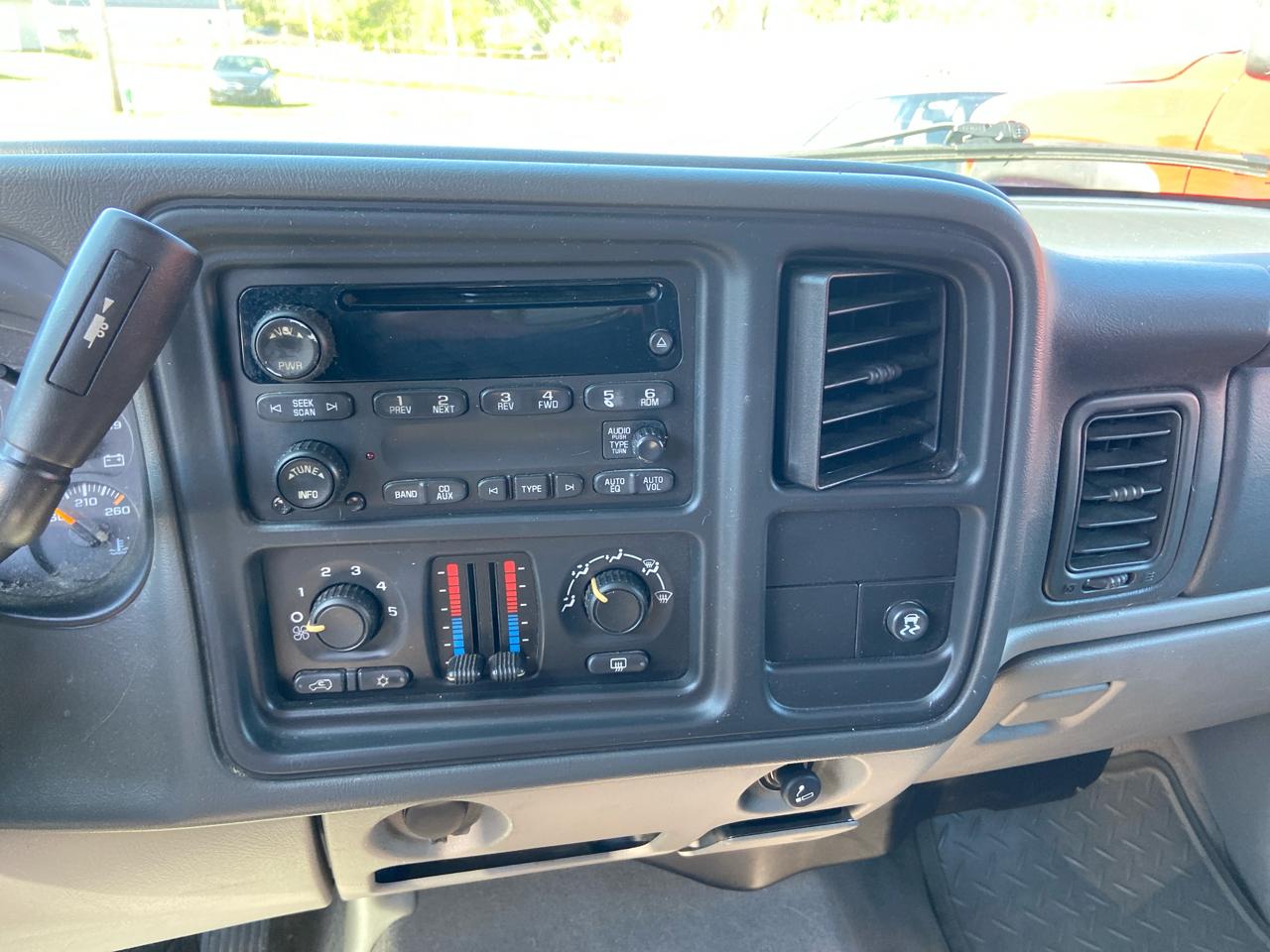 Chevrolet Avalanche 1500 2WD 2005