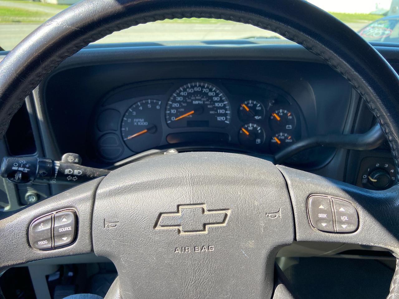 Chevrolet Avalanche 1500 2WD 2005