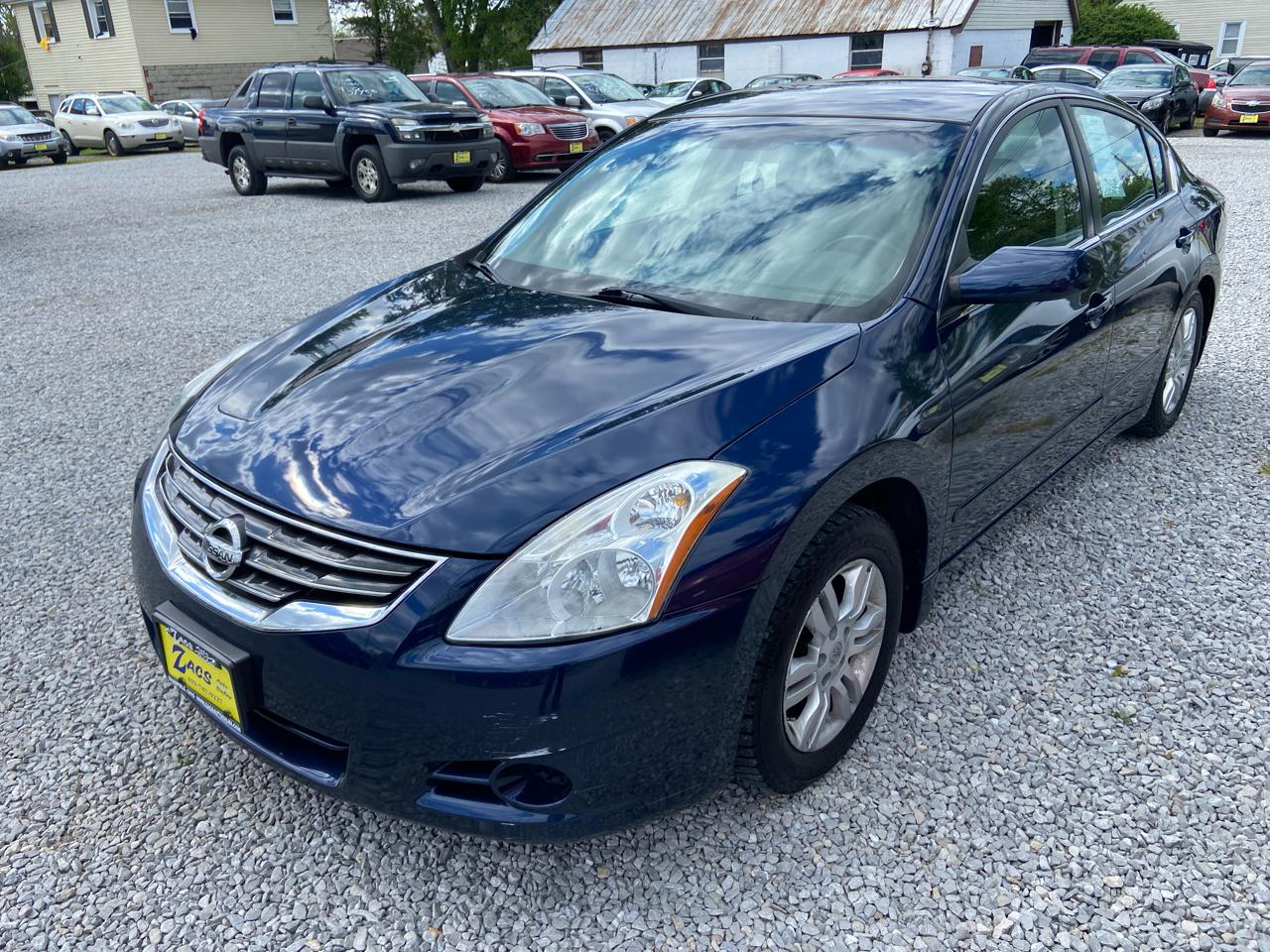 Nissan Altima  2012