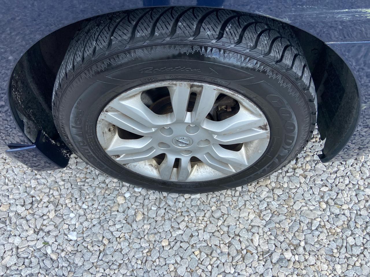 Nissan Altima  2012