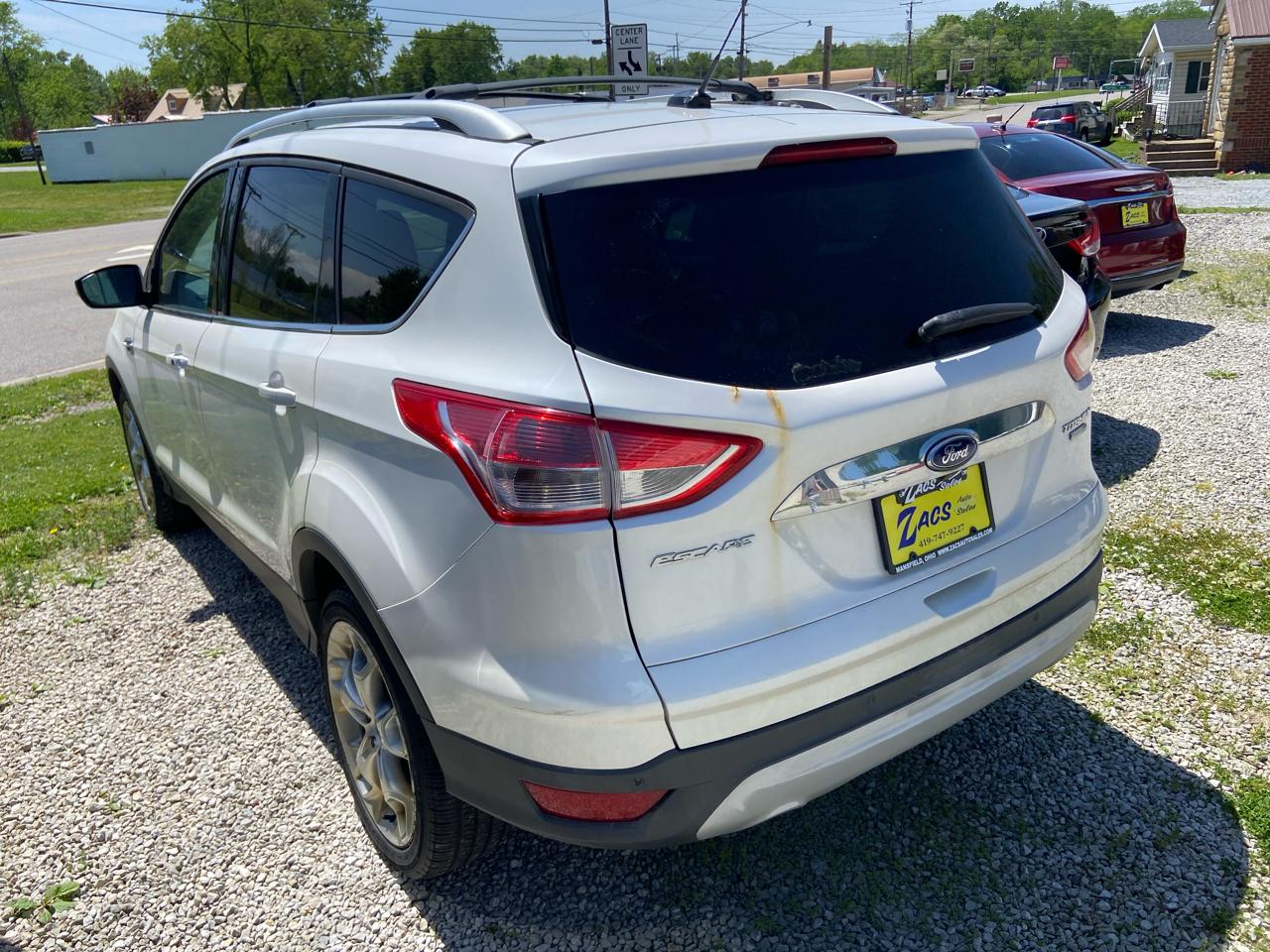 Ford Escape Titanium 4WD 2014