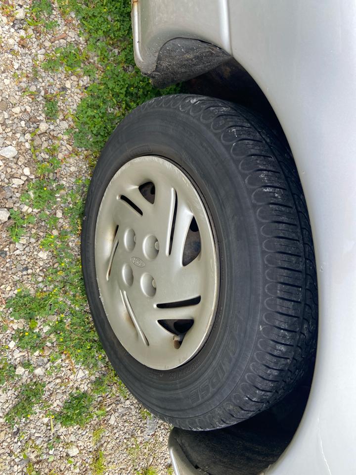 Ford Escort LX 4-Door 1997