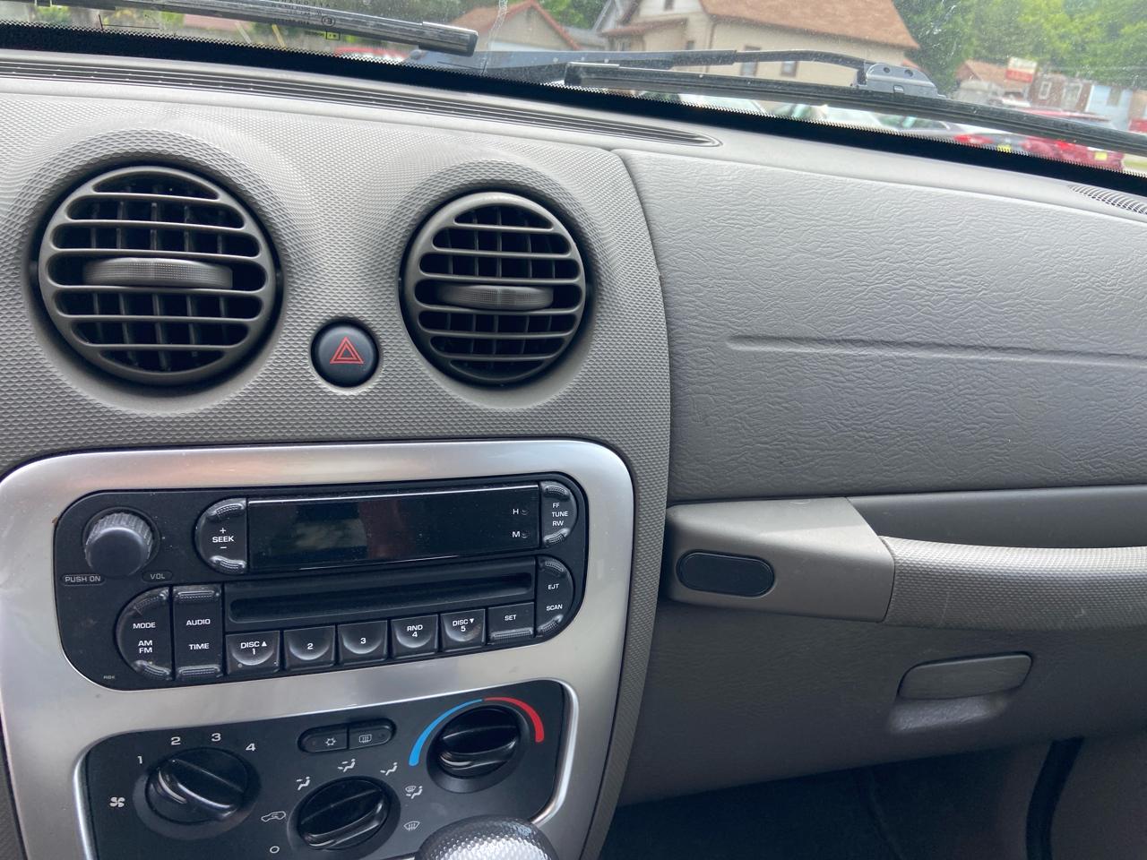Jeep Liberty Limited 4WD 2005