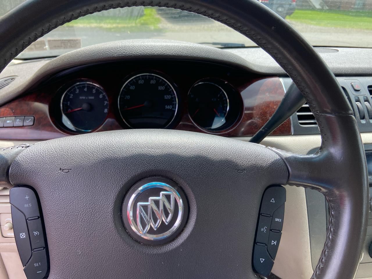 Buick Lucerne CX 2008