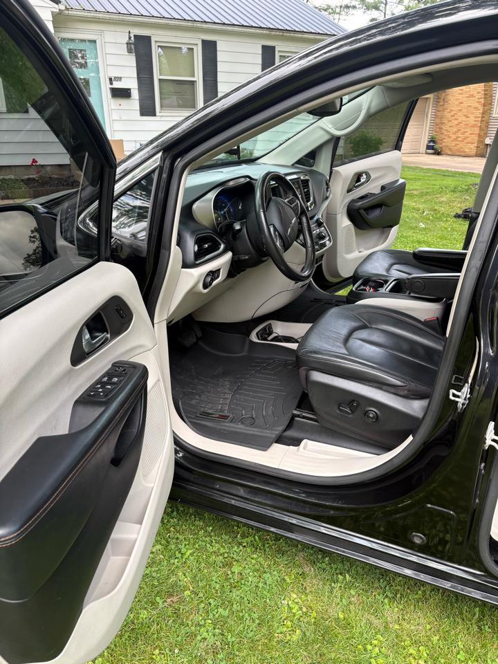 Chrysler Pacifica Touring-L 2020