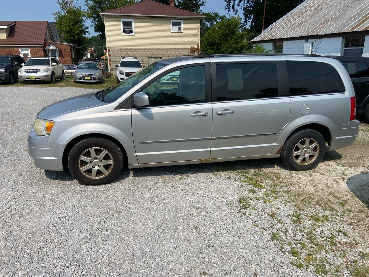 Chrysler Town & Country Touring 2010