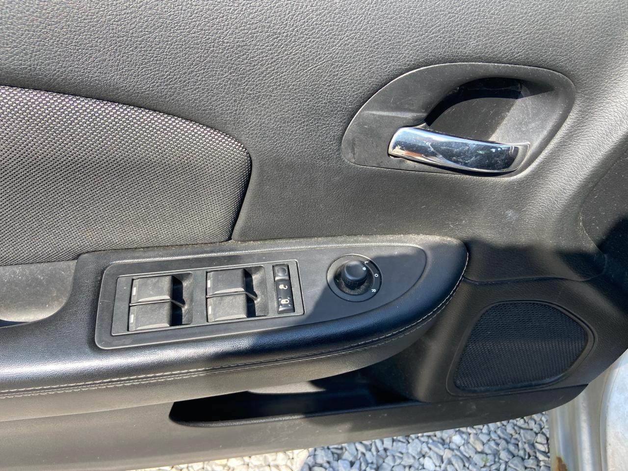 Dodge Avenger Base 2012