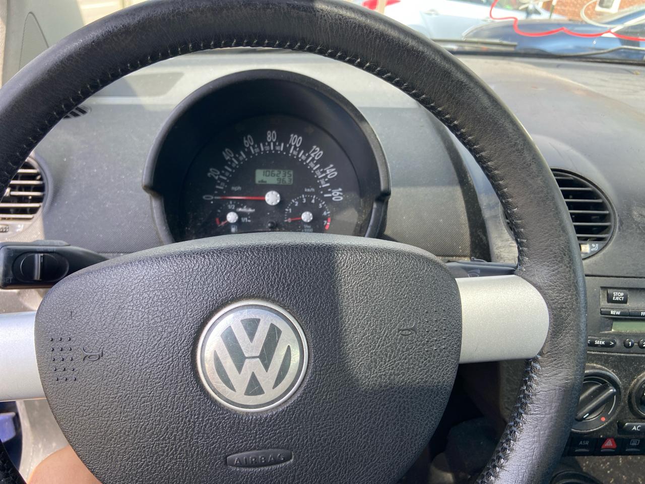 Volkswagen New Beetle GLS 1.8L 2003