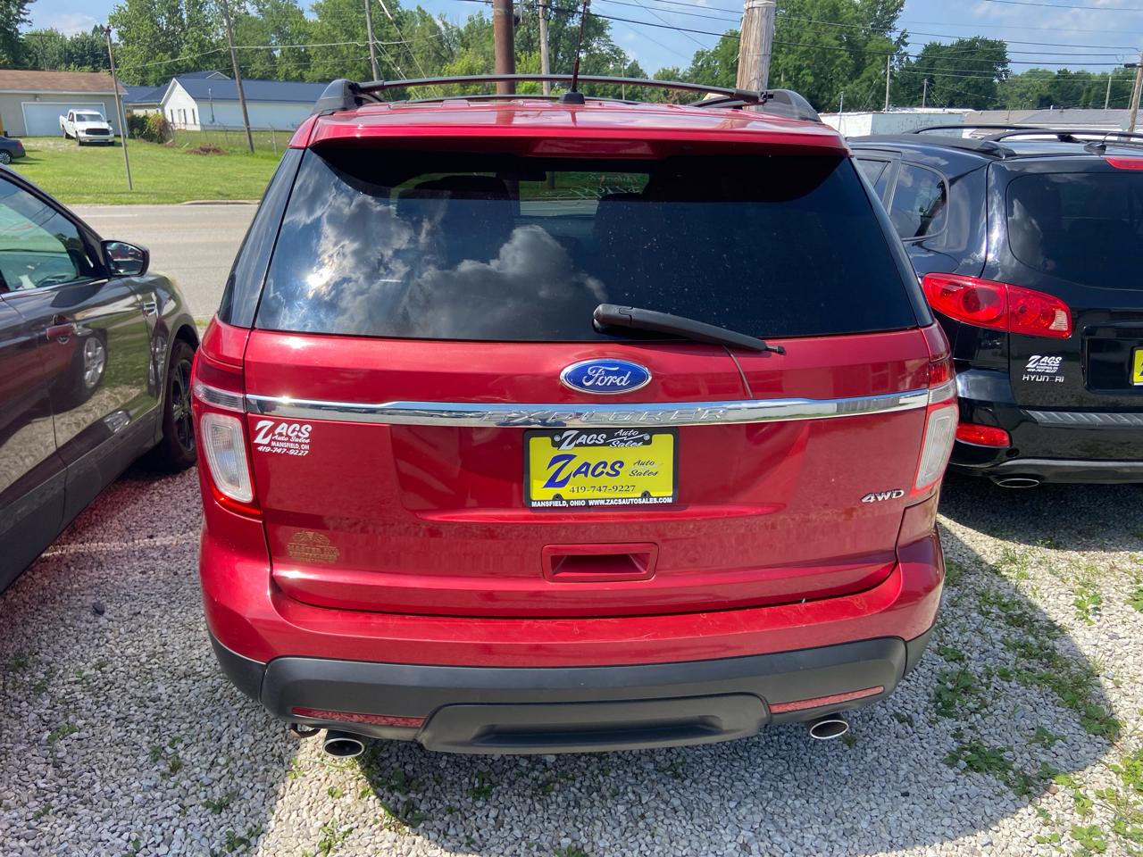 Ford Explorer Base 4WD 2011