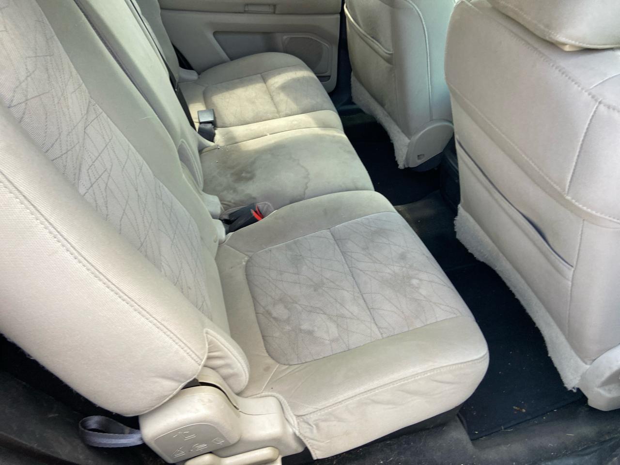 Ford Explorer Base 4WD 2011