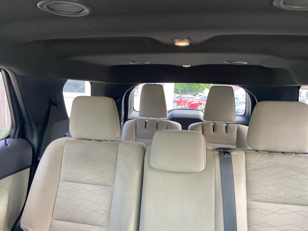 Ford Explorer Base 4WD 2011