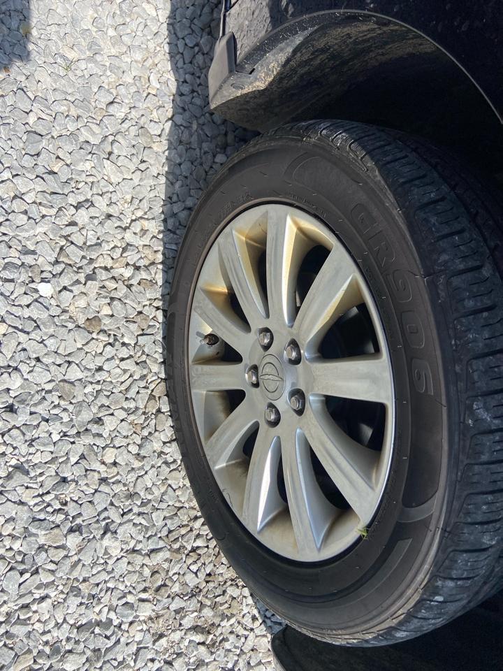 Chrysler 200 Touring 2012