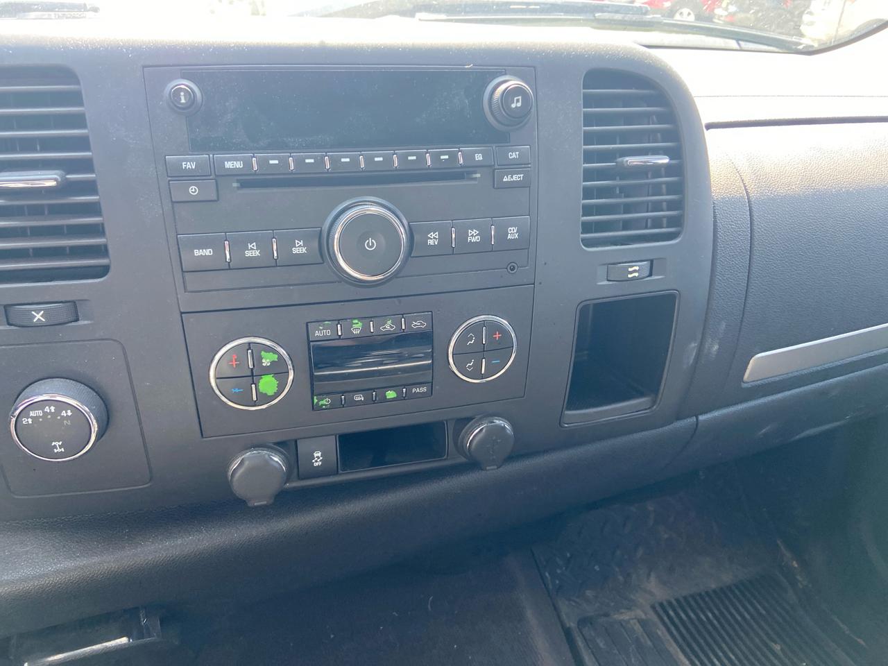 Chevrolet Silverado 1500 LT Ext. Cab Long Box 4WD 2012