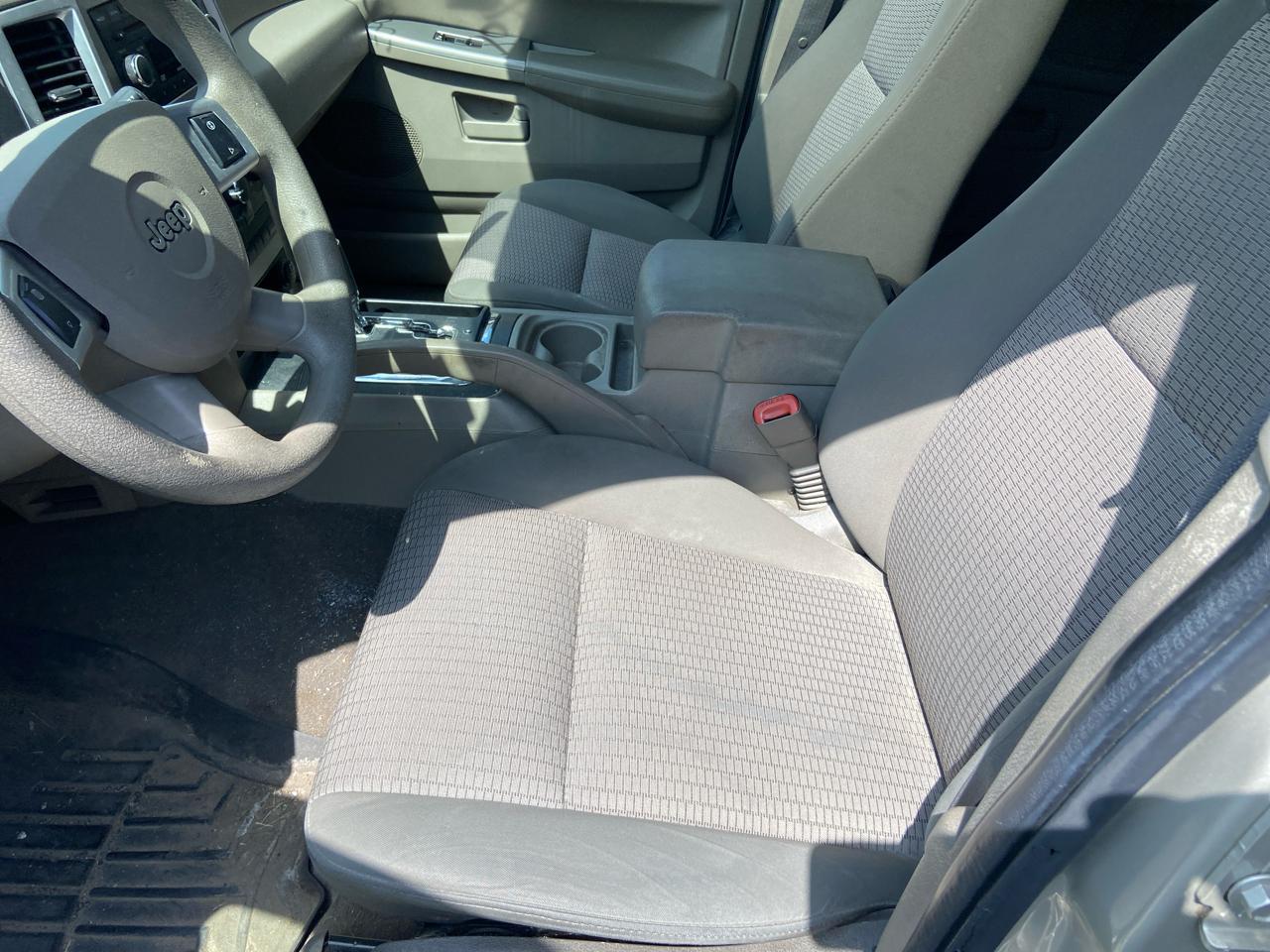 Jeep Grand Cherokee Laredo 4WD 2008