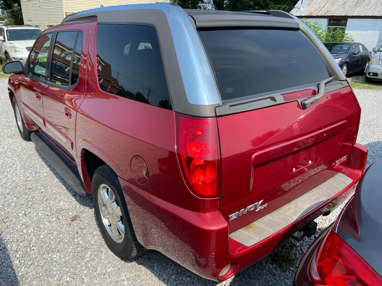GMC Envoy XUV SLE 4WD 2004