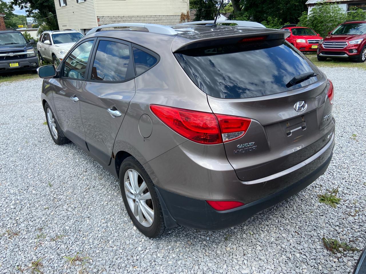 Hyundai Tucson Limited Auto AWD 2011