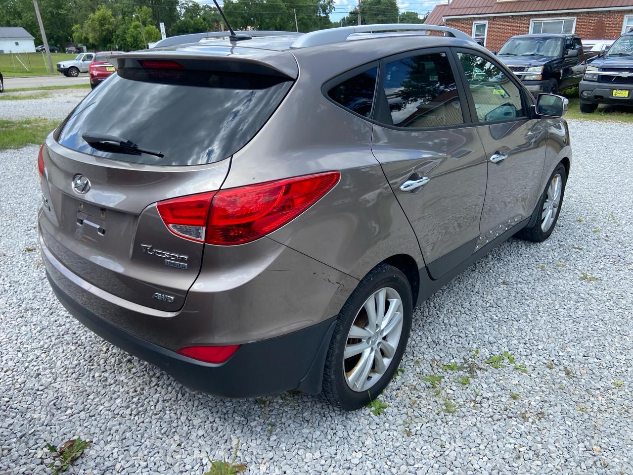 Hyundai Tucson Limited Auto AWD 2011