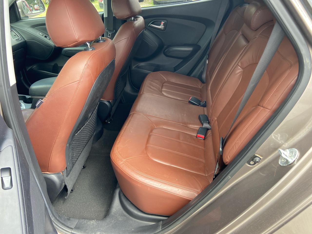 Hyundai Tucson Limited Auto AWD 2011