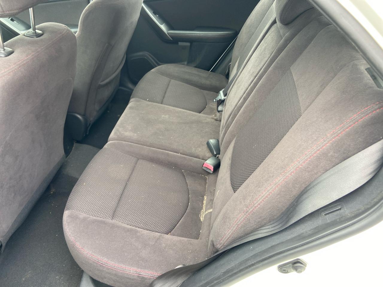 Kia Forte 5-Door SX 2011