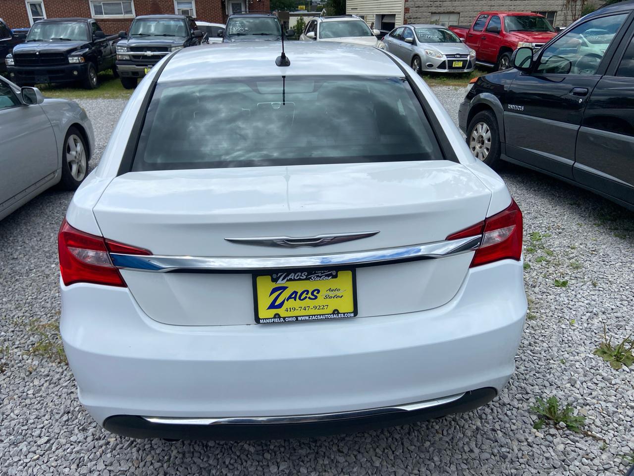 Chrysler 200 Touring 2012