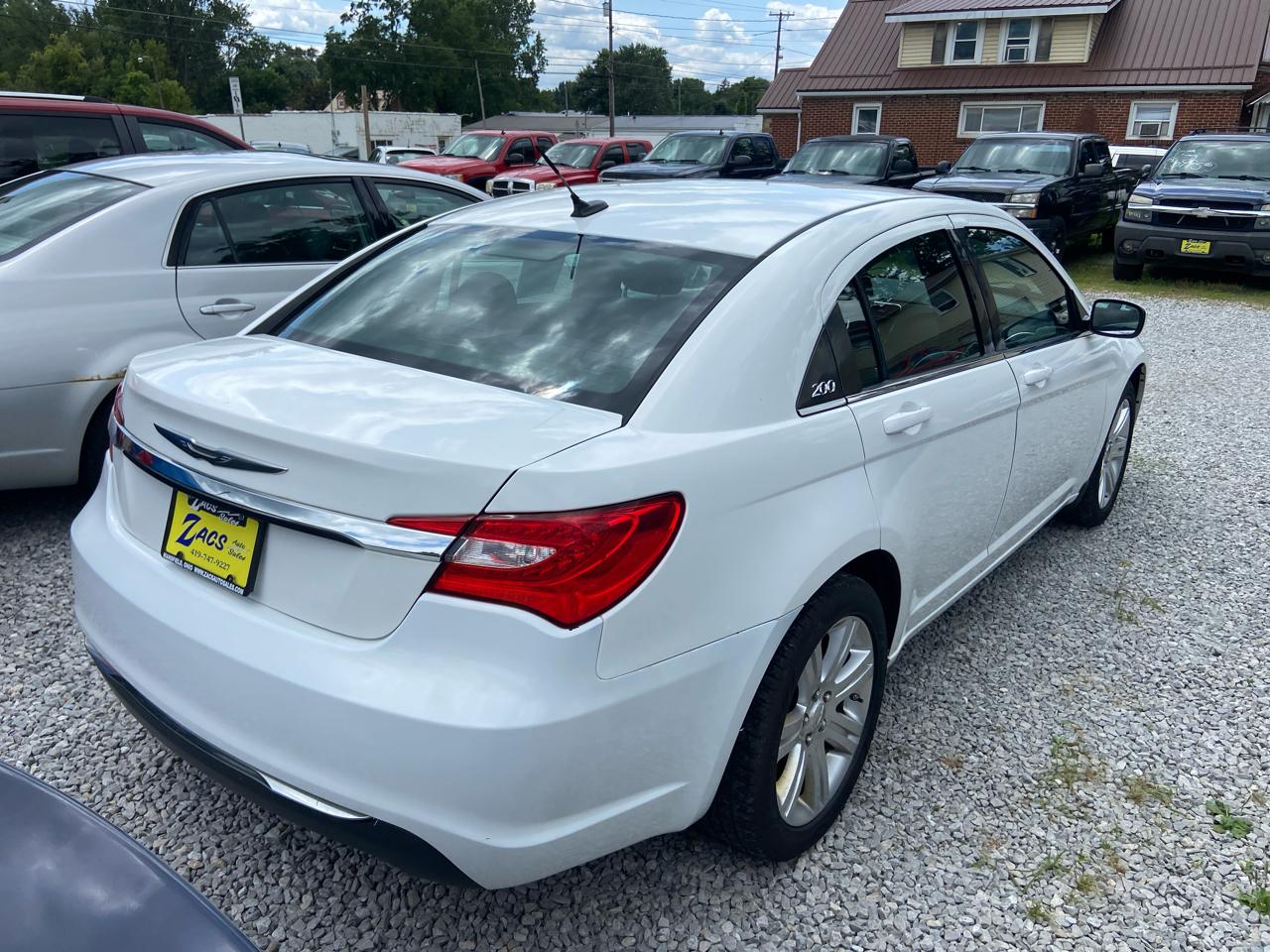 Chrysler 200 Touring 2012