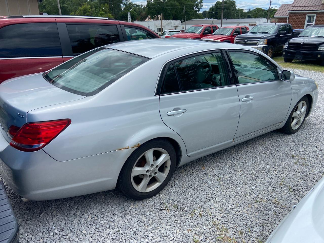 Toyota Avalon Limited 2006