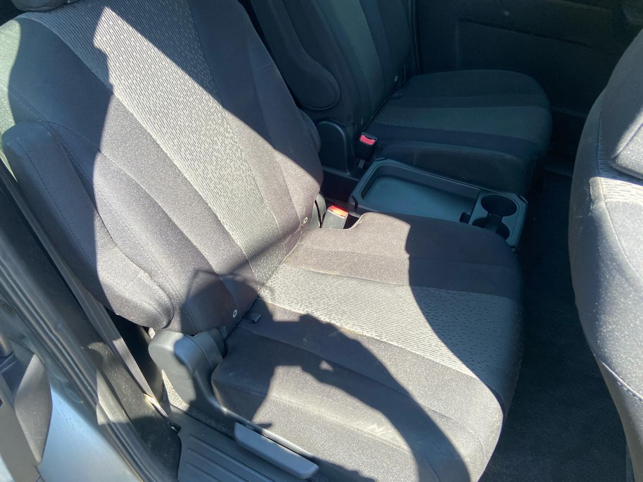 Mazda MAZDA5 Sport 2012