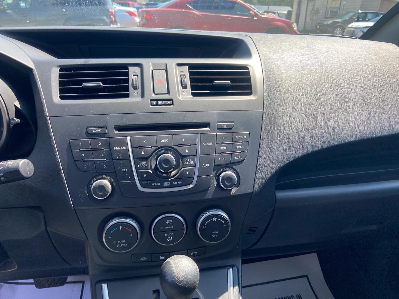 Mazda MAZDA5 Sport 2012