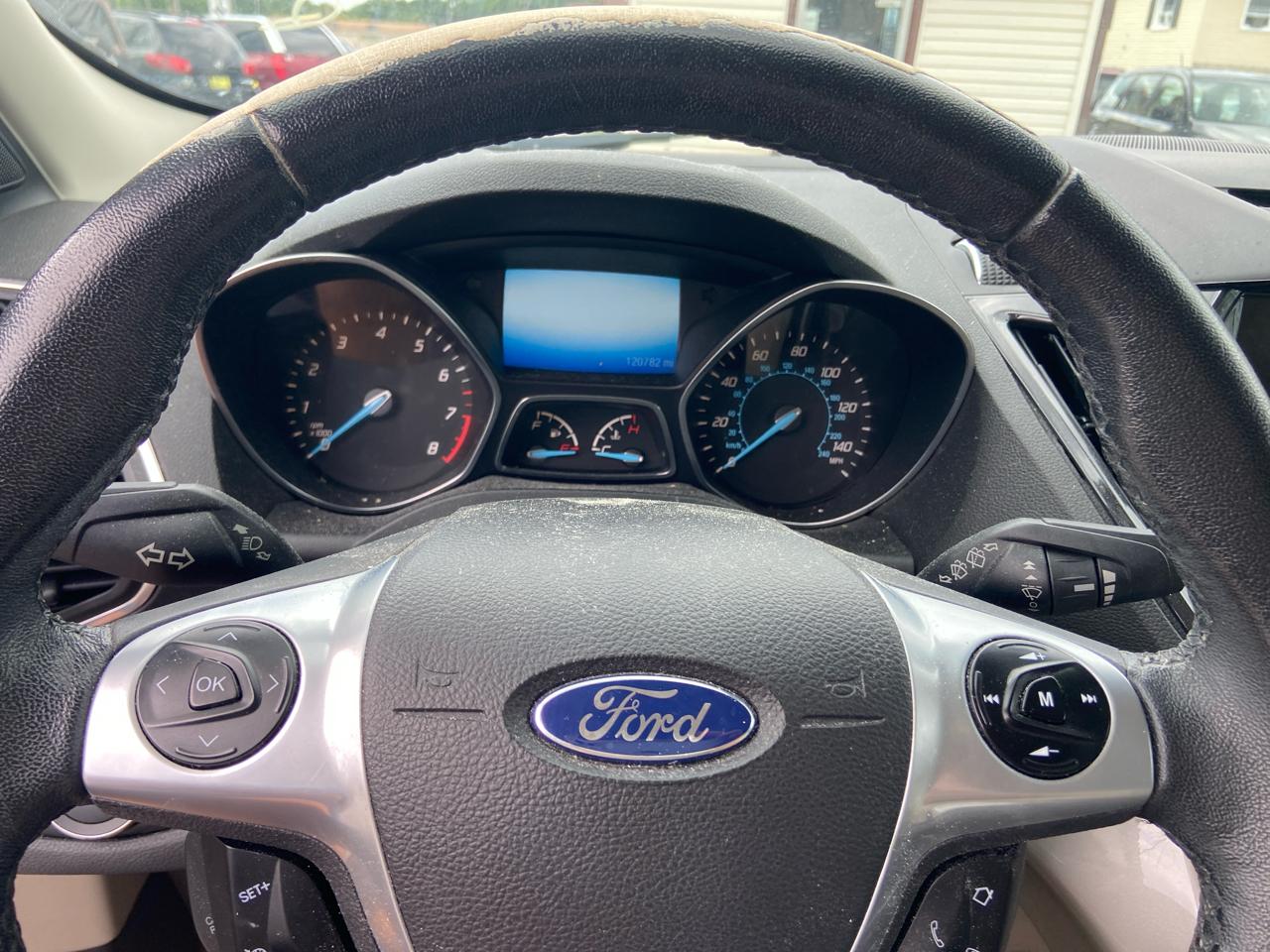 Ford Escape SEL 4WD 2013