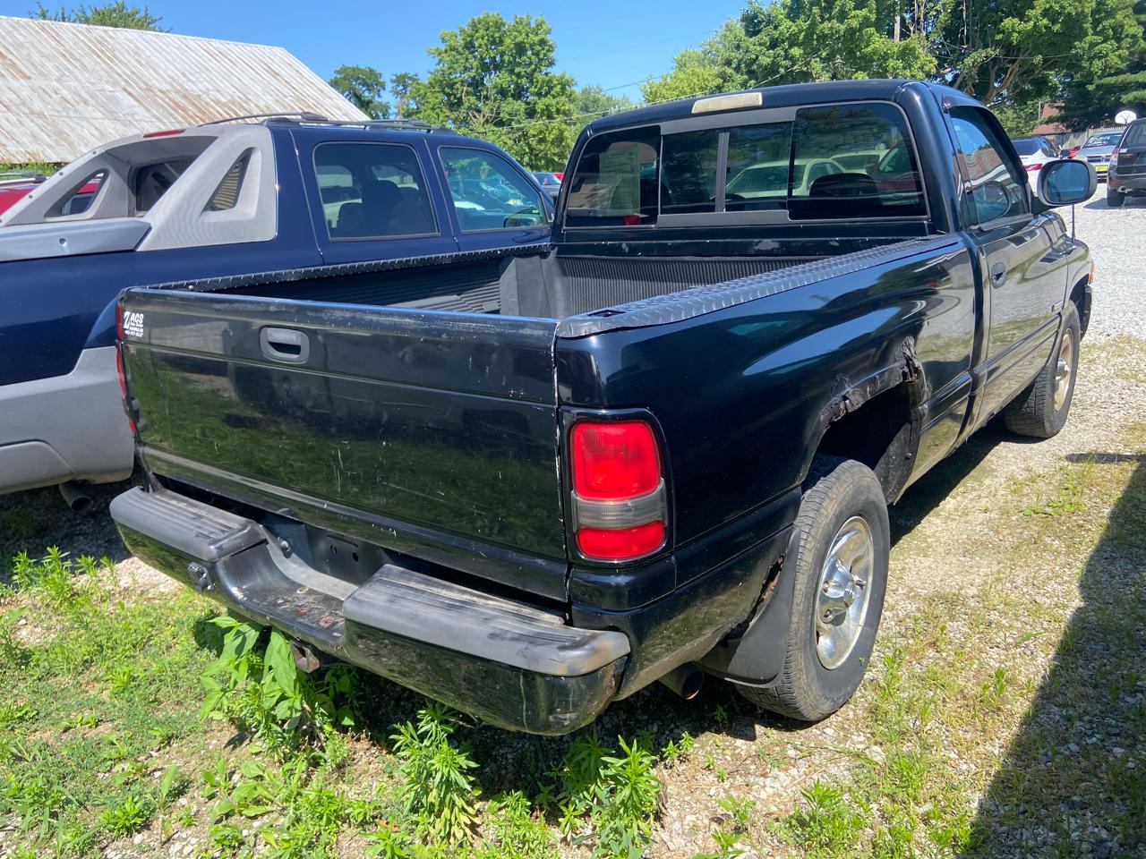 Dodge Ram 1500 Reg. Cab Short Bed 2WD 1999