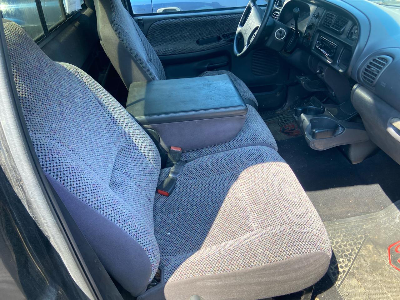 Dodge Ram 1500 Reg. Cab Short Bed 2WD 1999